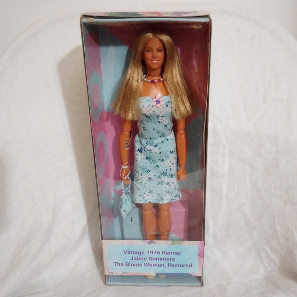 Vintage 1976 Kenner Jamie Sommers The Bionic Woman  Doll, Restored & Reboxed